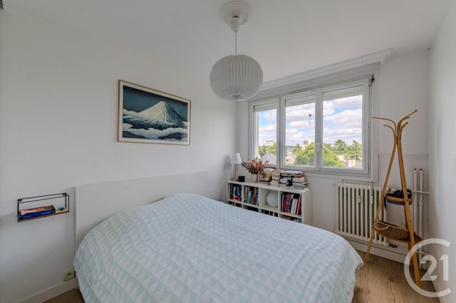 Appartement T4 à louer - 4 pièces - 68.13 m2 - ST JACQUES DE LA LANDE - 35 - BRETAGNE - Century 21 Dréano Immobilier