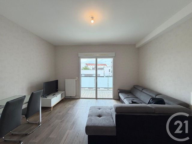 Appartement T3 à louer - 3 pièces - 61.55 m2 - ST JACQUES DE LA LANDE - 35 - BRETAGNE - Century 21 Dréano Immobilier