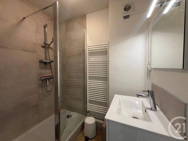 Appartement T3 à louer - 3 pièces - 55.15 m2 - RENNES - 35 - BRETAGNE - Century 21 Dréano Immobilier
