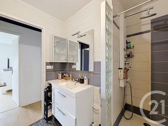 Appartement T3 à vendre - 3 pièces - 66.79 m2 - RENNES - 35 - BRETAGNE - Century 21 Dréano Immobilier