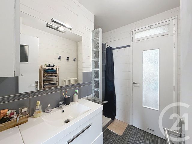 Appartement T3 à vendre - 3 pièces - 66.79 m2 - RENNES - 35 - BRETAGNE - Century 21 Dréano Immobilier