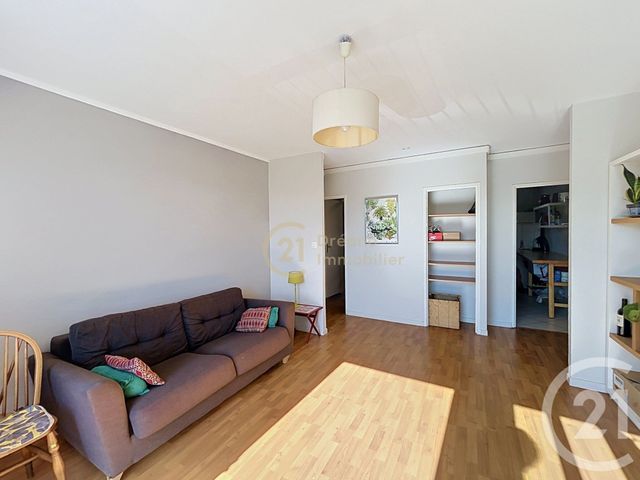 Appartement T3 à vendre - 3 pièces - 57.57 m2 - ST JACQUES DE LA LANDE - 35 - BRETAGNE - Century 21 Dréano Immobilier
