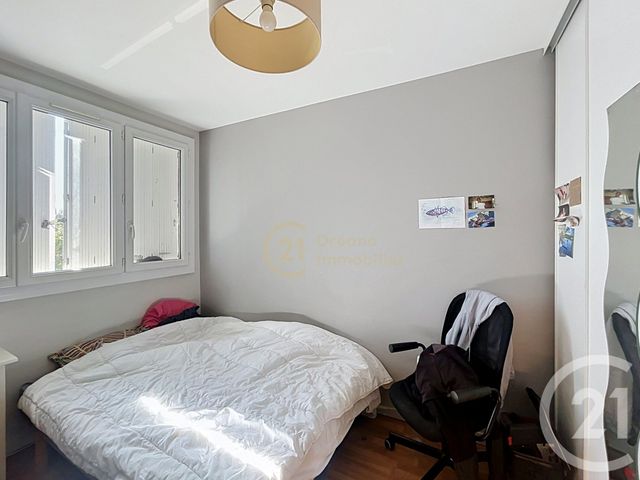 Appartement T3 à vendre - 3 pièces - 57.57 m2 - ST JACQUES DE LA LANDE - 35 - BRETAGNE - Century 21 Dréano Immobilier