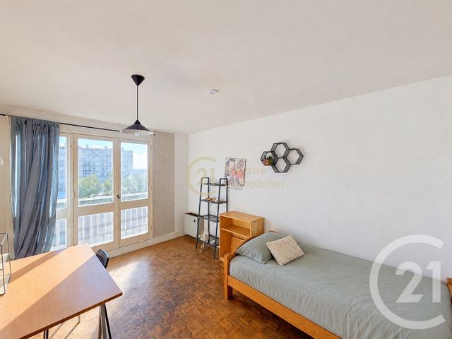 Appartement T4 à vendre - 4 pièces - 74.8 m2 - RENNES - 35 - BRETAGNE - Century 21 Dréano Immobilier