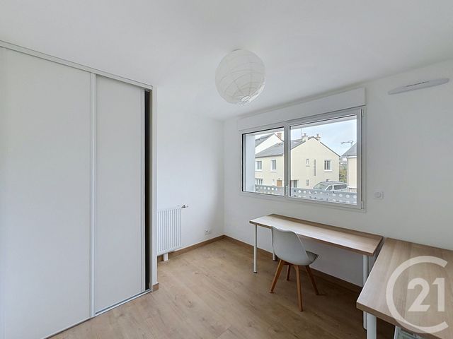 Appartement T3 à vendre - 3 pièces - 70.4 m2 - ST JACQUES DE LA LANDE - 35 - BRETAGNE - Century 21 Dréano Immobilier