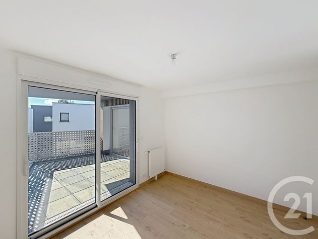 Appartement T3 à vendre - 3 pièces - 73.86 m2 - ST JACQUES DE LA LANDE - 35 - BRETAGNE - Century 21 Dréano Immobilier