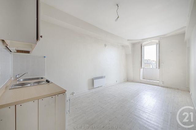 Studio à vendre - 1 pièce - 19.65 m2 - RENNES - 35 - BRETAGNE - Century 21 Dréano Immobilier Studio à vendre - 1 pièce - 19.65 m2 - RENNES - 35 - BRETAGNE - Century 21 Dréano Immobilier