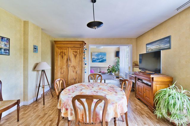 Afficher la photo en grand Appartement F5 à vendre - 4 pièces - 82.25 m2 - RENNES - 35 - BRETAGNE - Century 21 Dréano Immobilier
