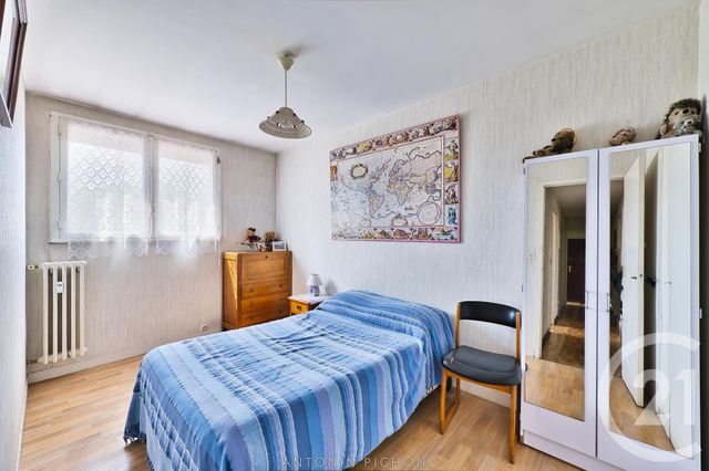 Afficher la photo en grand Appartement F5 à vendre - 4 pièces - 82.25 m2 - RENNES - 35 - BRETAGNE - Century 21 Dréano Immobilier