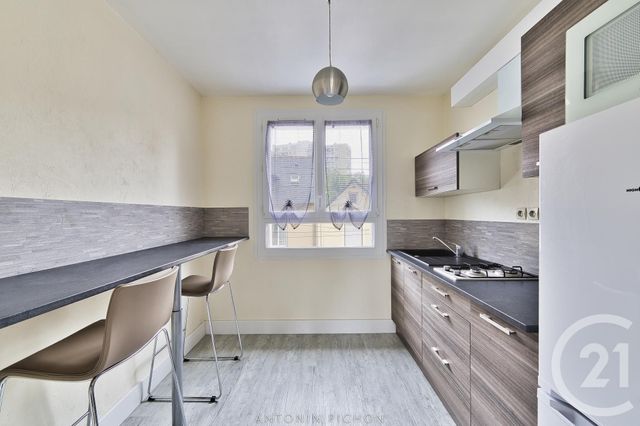 Afficher la photo en grand Appartement T3 à vendre - 3 pièces - 51.48 m2 - RENNES - 35 - BRETAGNE - Century 21 Dréano Immobilier