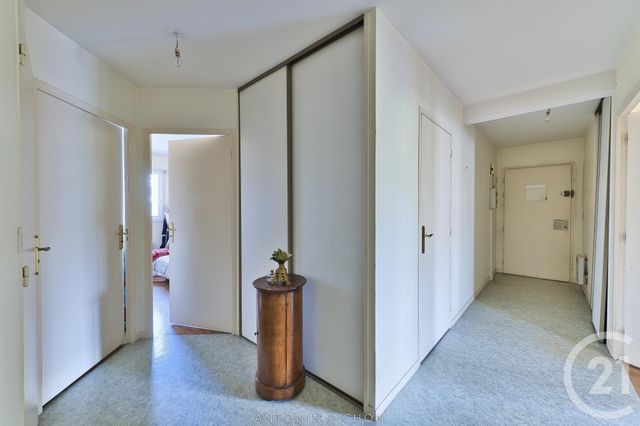 Afficher la photo en grand Appartement T4 à vendre - 4 pièces - 84.3 m2 - RENNES - 35 - BRETAGNE - Century 21 Dréano Immobilier