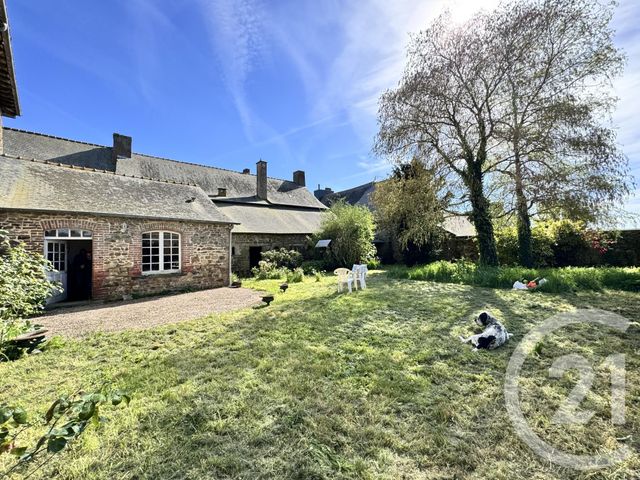 maison à vendre - 7 pièces - 210.01 m2 - LOUVIGNE DE BAIS - 35 - BRETAGNE - Century 21 Dréano Immobilier